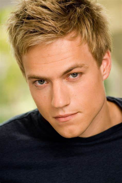 Dustin McKamie backdrop