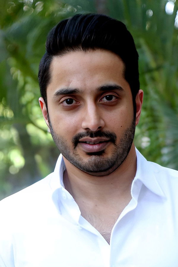 Gourish Yeleti backdrop