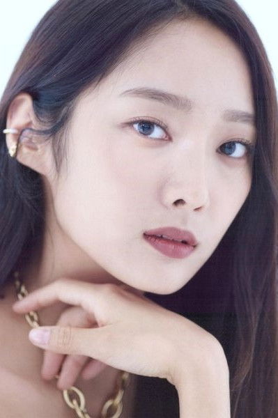 Choi Kyung-min backdrop