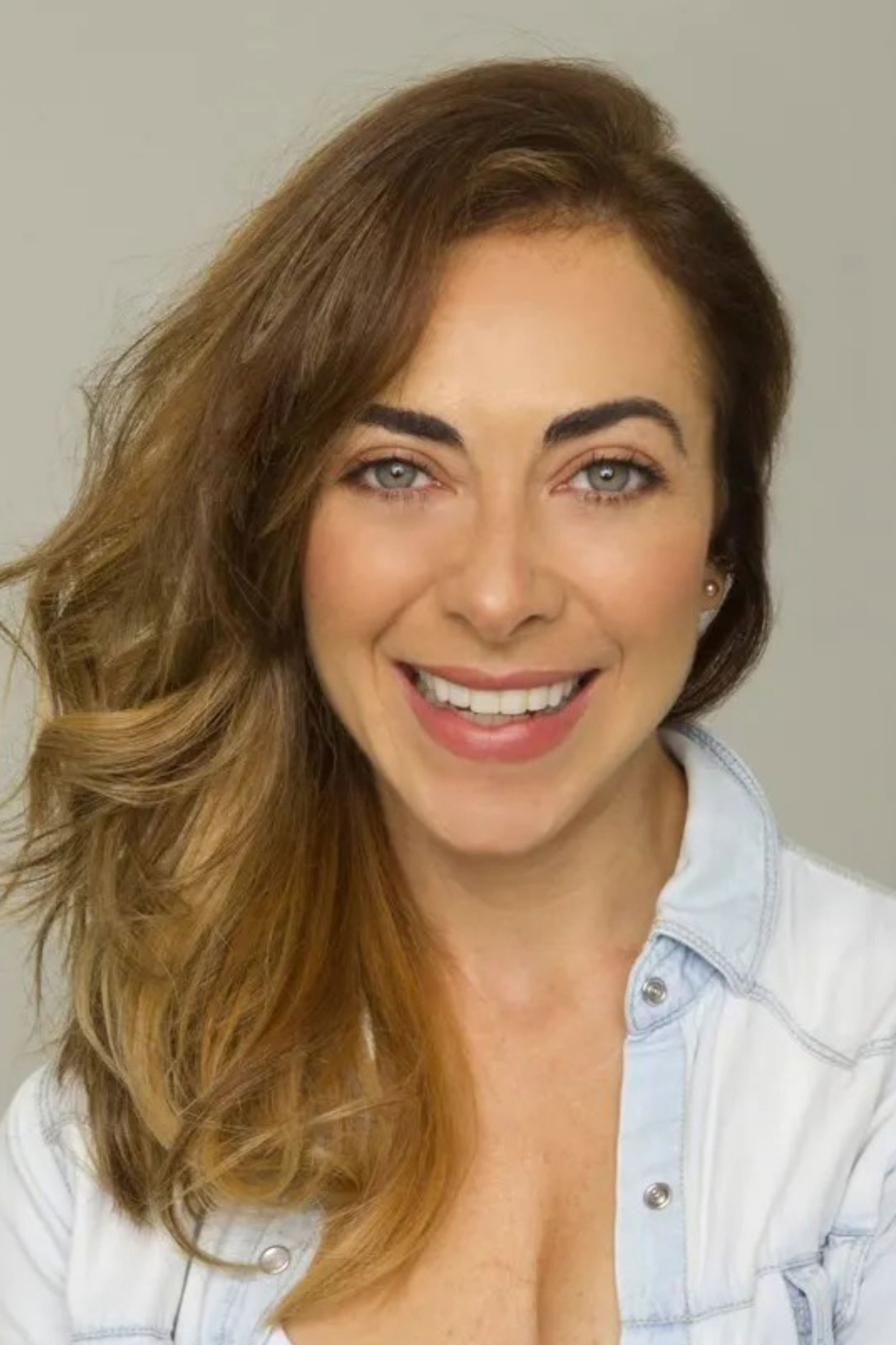 Jimena Durán Hasbún backdrop