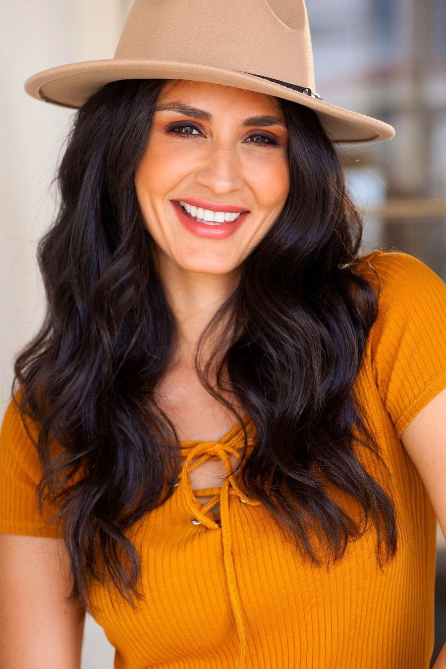 Andrea Pazmino backdrop