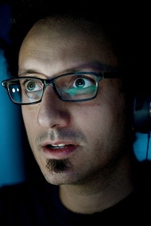 Stefano Brusa backdrop