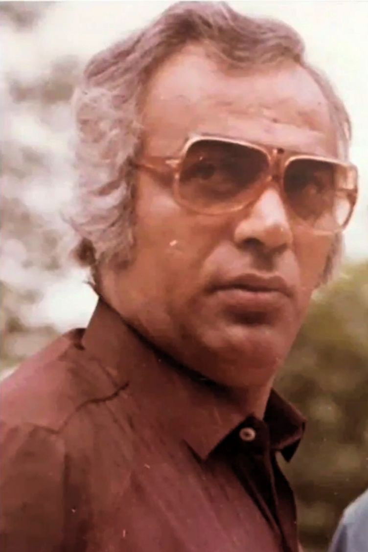 Farhad Hamidi: Farhad Hamidi backdrop