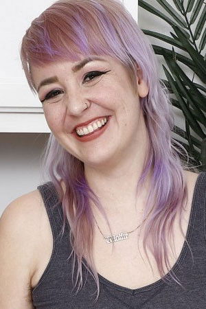 Bratty Wolfie backdrop