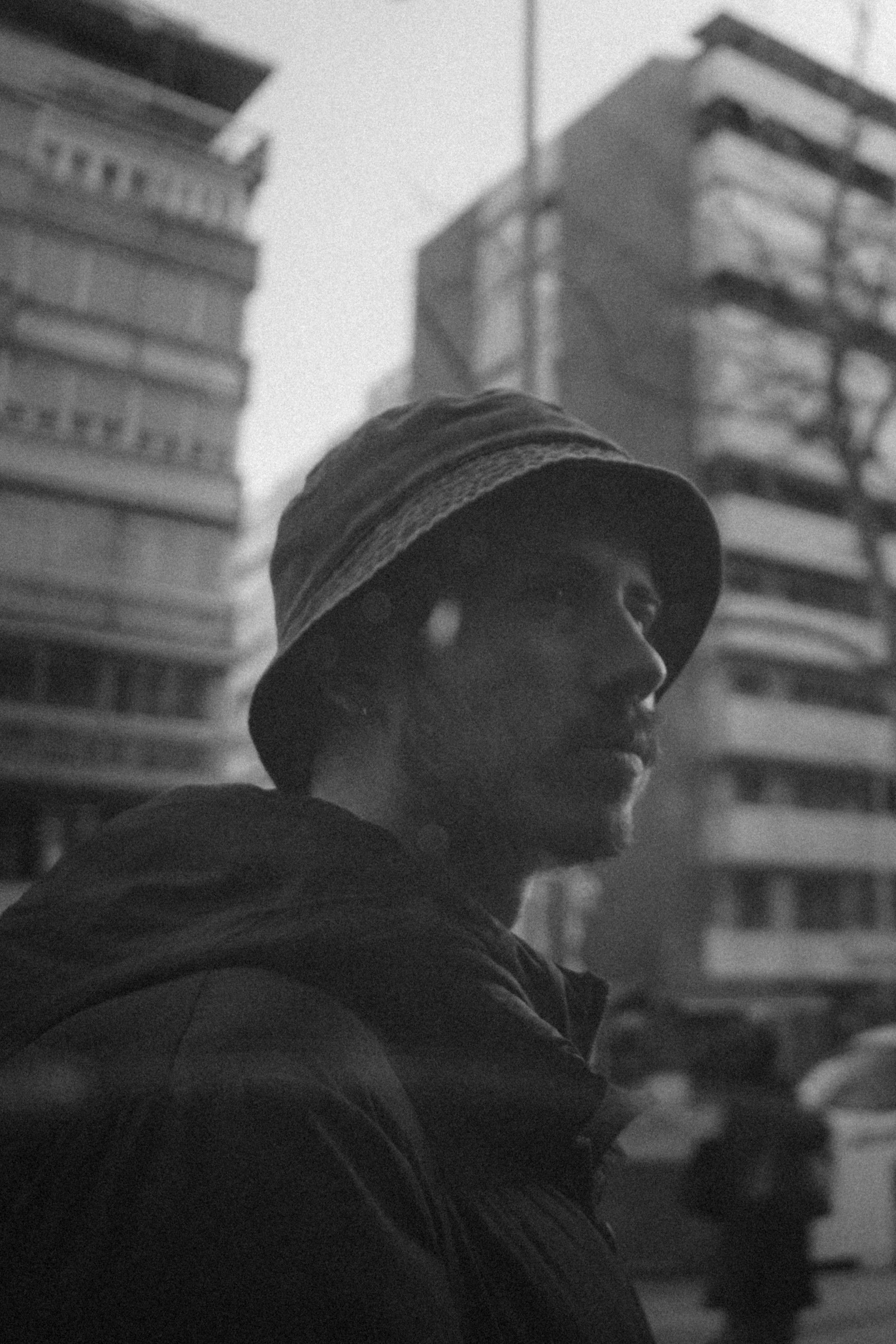 Roberto Pintre backdrop