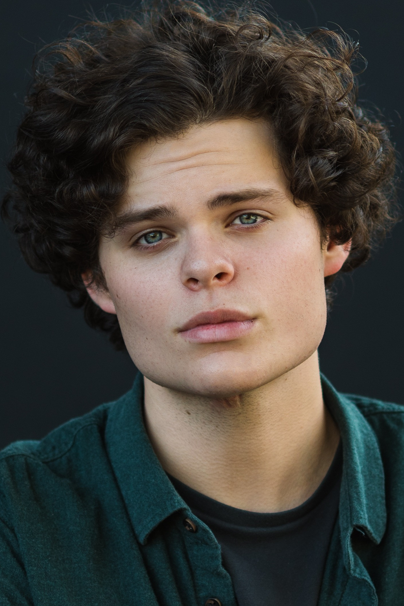 Andrew Nicolas Starr backdrop