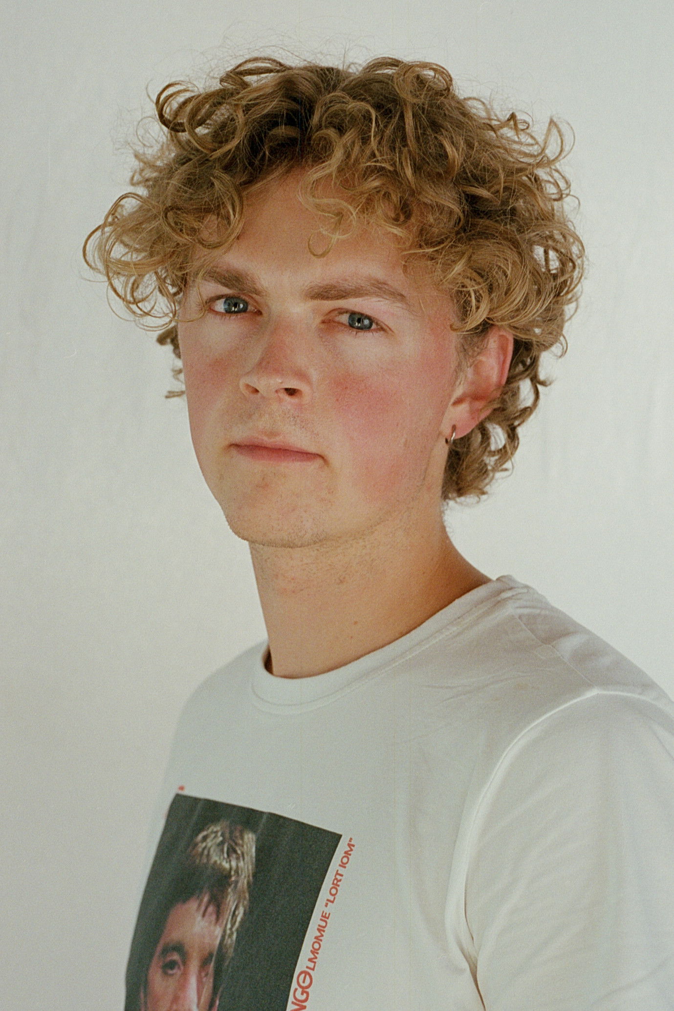 Jonatan Egholm Keis backdrop