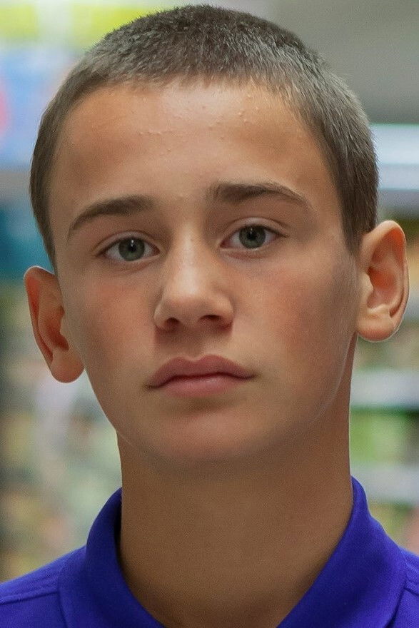 Mingus Claessen backdrop