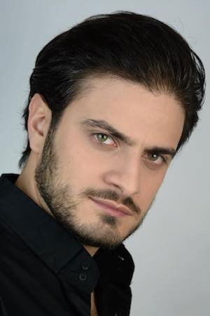 Vincenzo Nizzardo backdrop