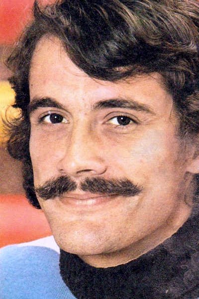 Érik Colin backdrop