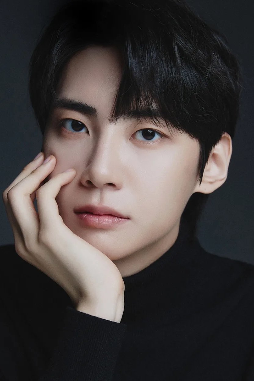 Lee Jin-hyuk backdrop