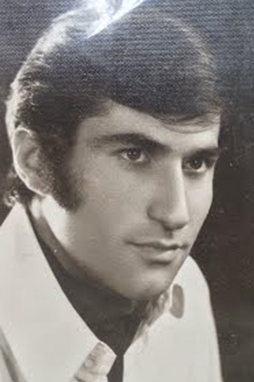 Houshang Mansourkhaki backdrop