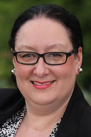 Alison Pennell backdrop