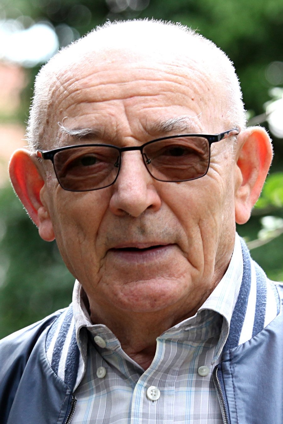 Luboš Dobrovský backdrop