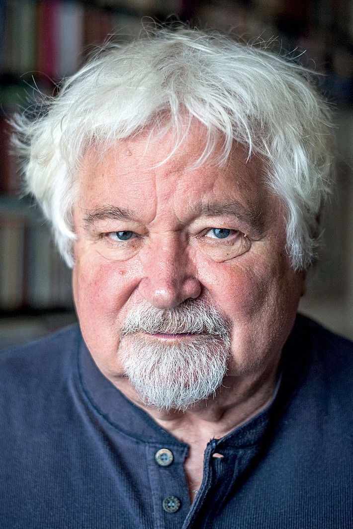 Petr Pithart backdrop