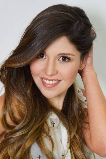 Nicole Vale backdrop