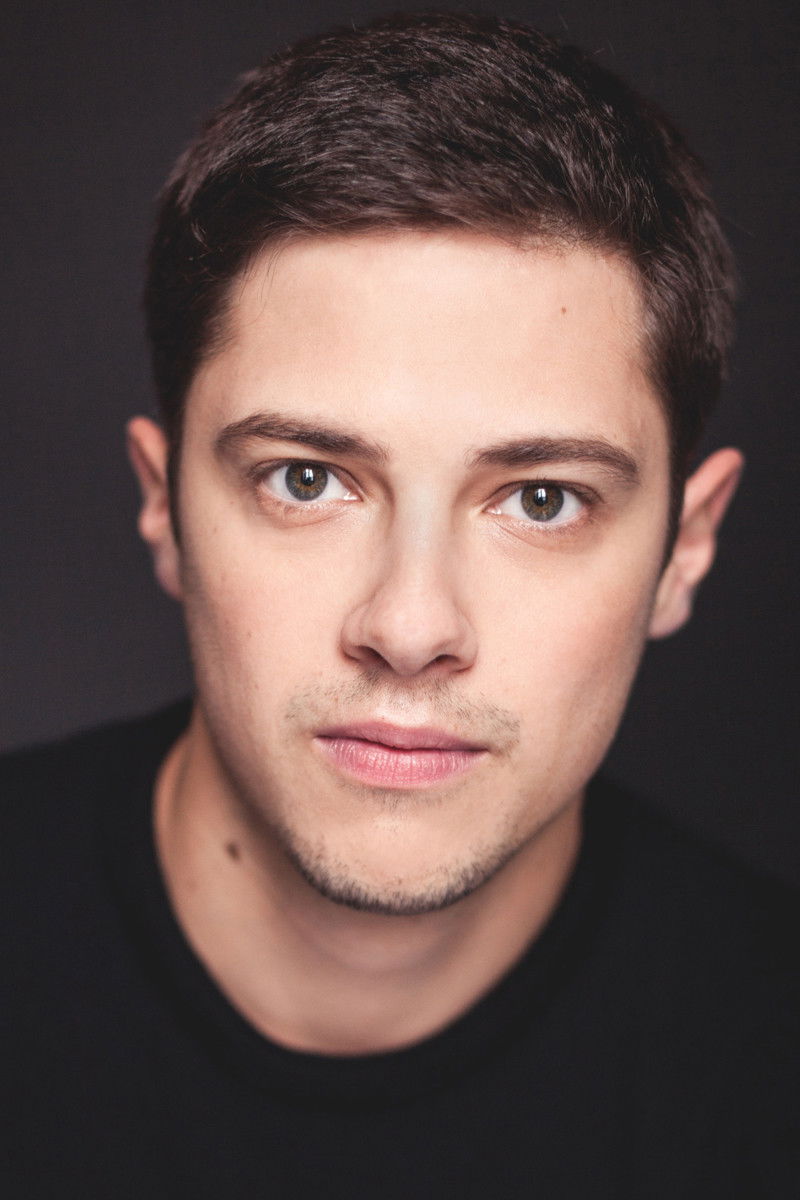 Vincent Kearney Deschênes backdrop