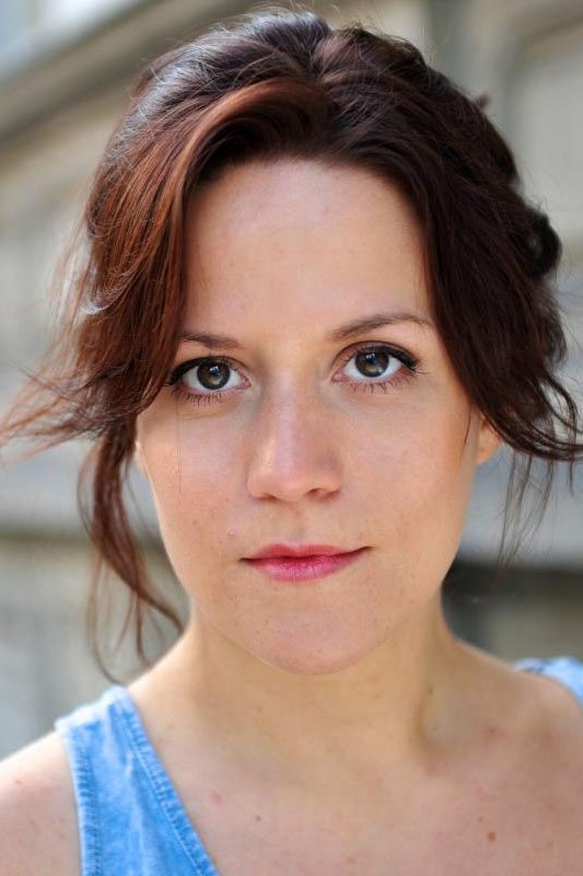 Julia-Maria Arnolds backdrop