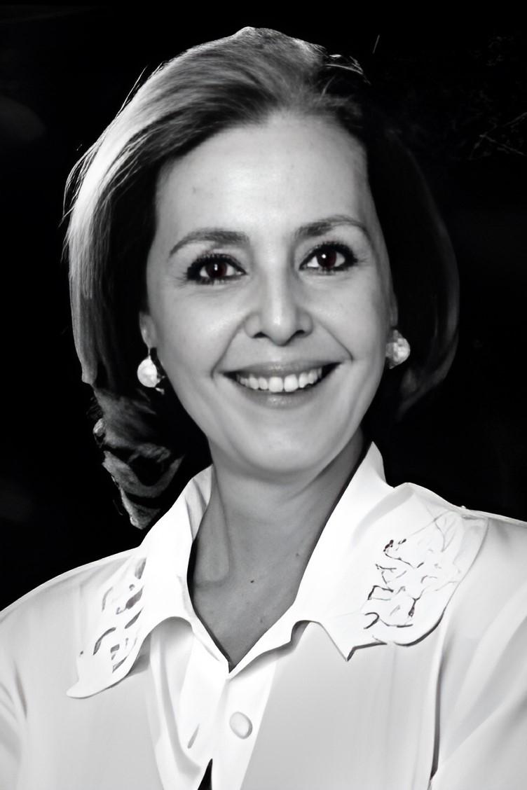 María José Alfonso backdrop