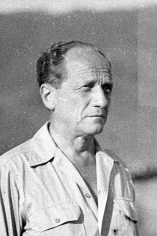 Jan Rudnicki backdrop