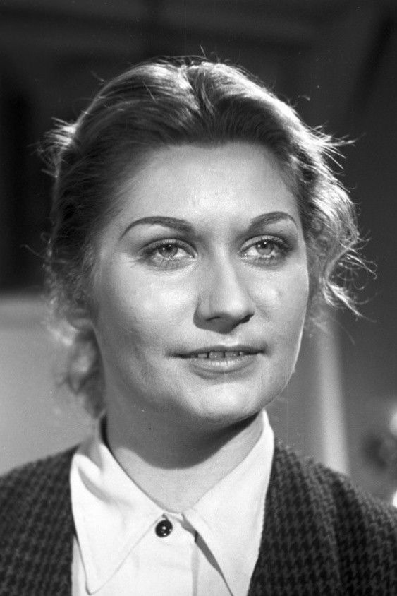 Alicja Migulanka backdrop