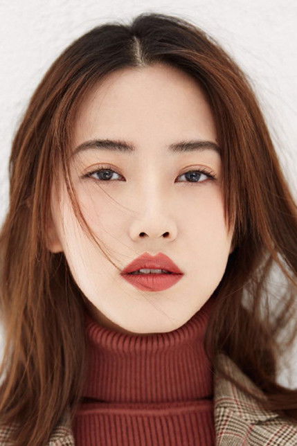 Liu Jiatong backdrop