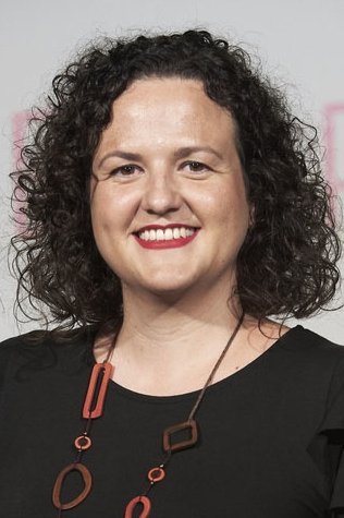 María Mínguez backdrop