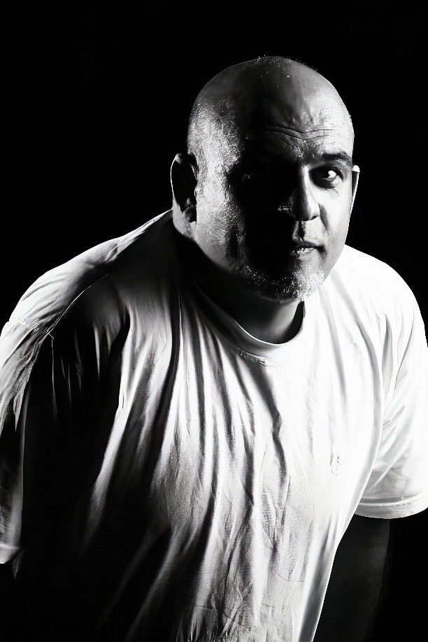 Mohammad Ashkanfar backdrop