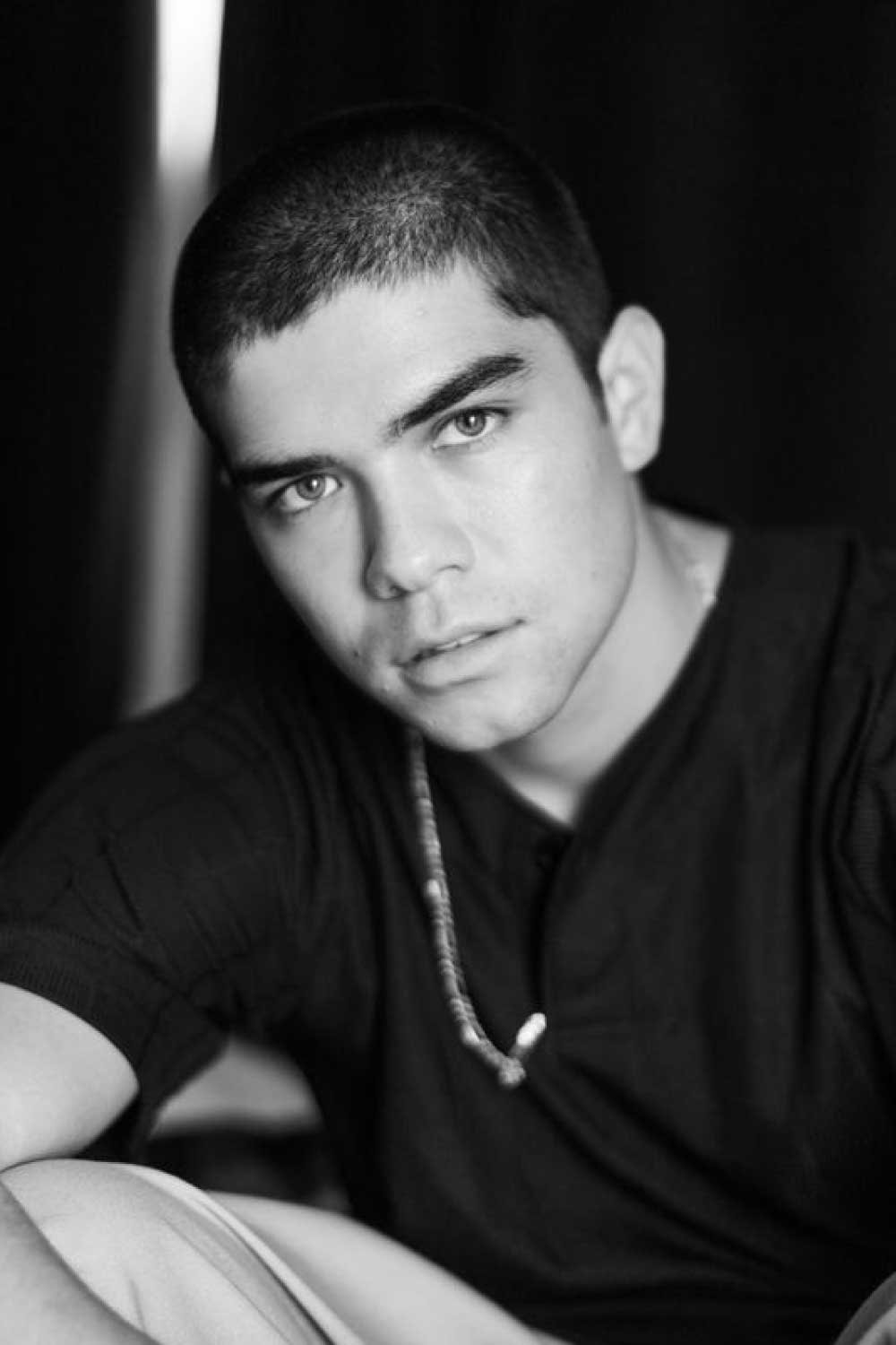 Miguel Ángel García backdrop