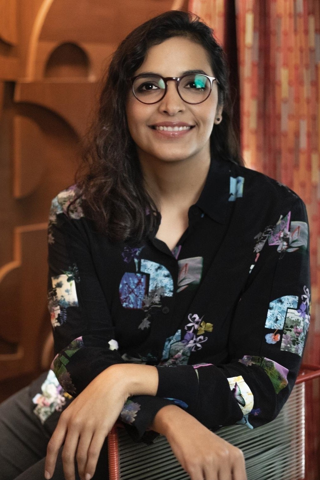 María José Córdova backdrop