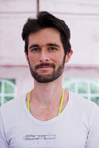 François Theurel backdrop