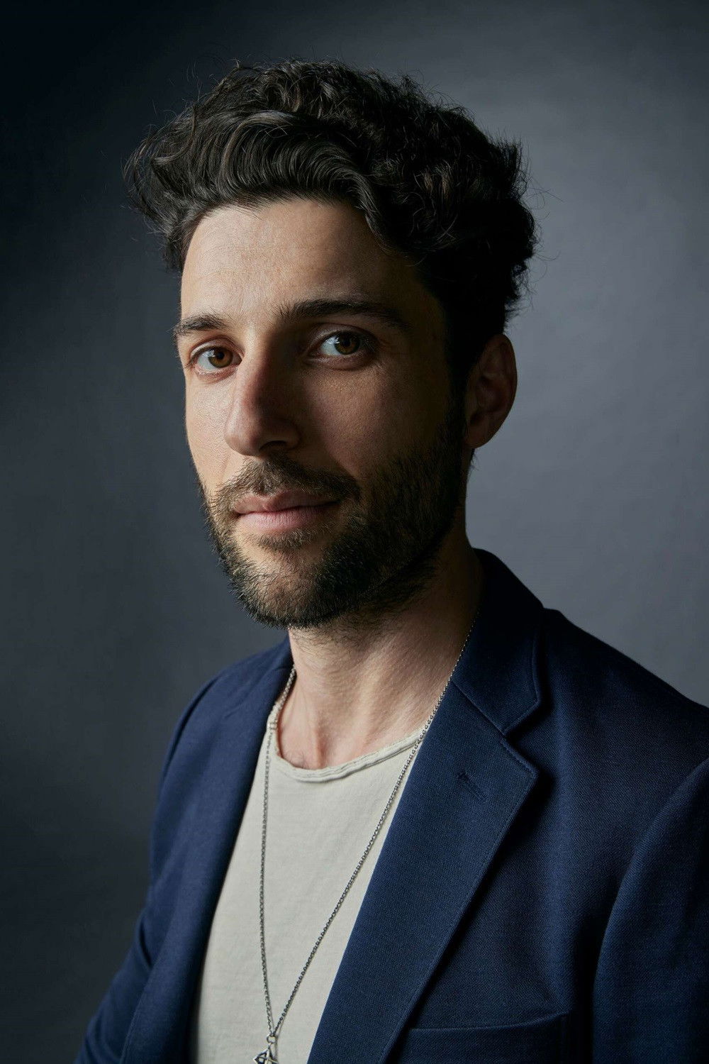 Nevo Shinaar backdrop