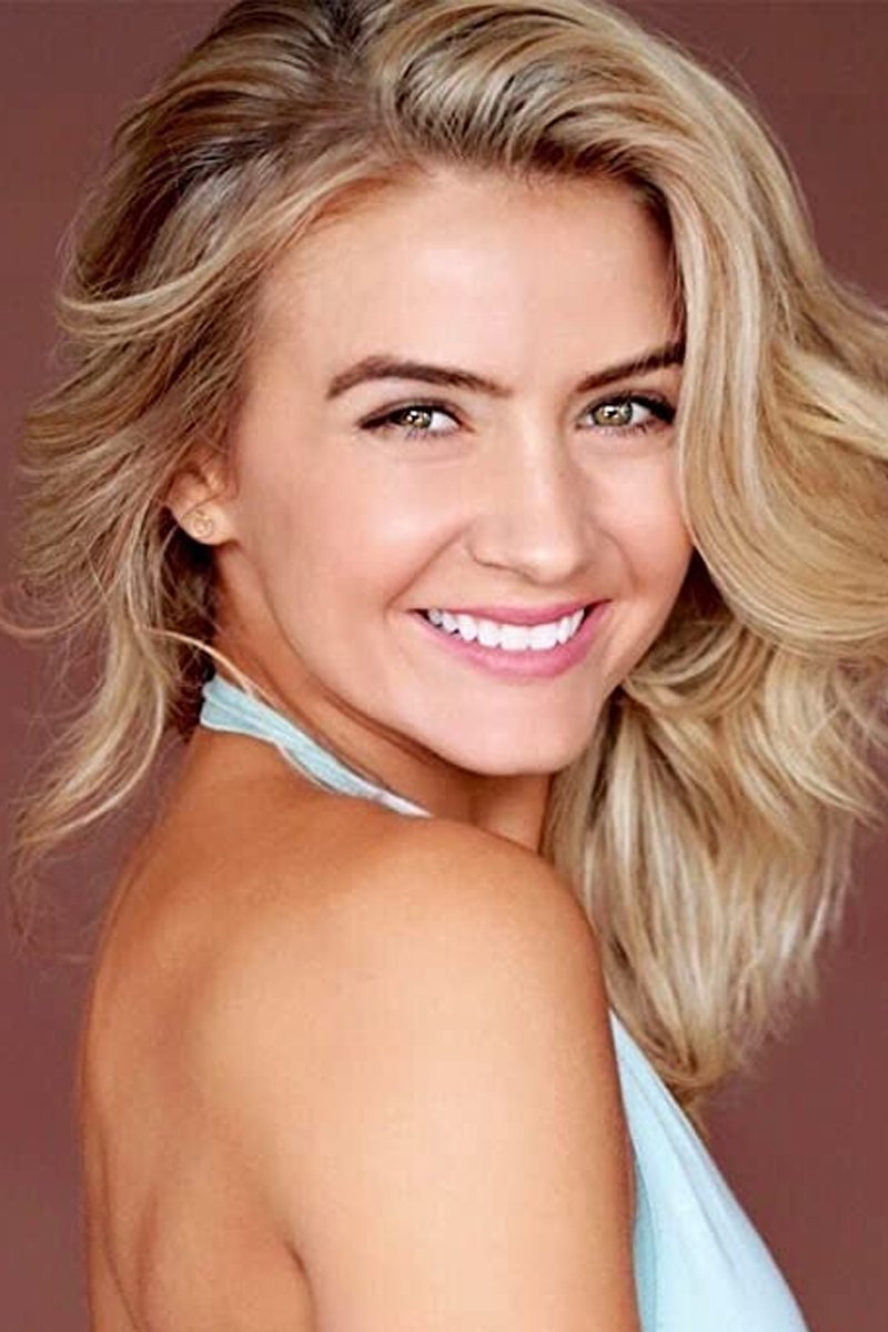 Lindsay Mushett backdrop