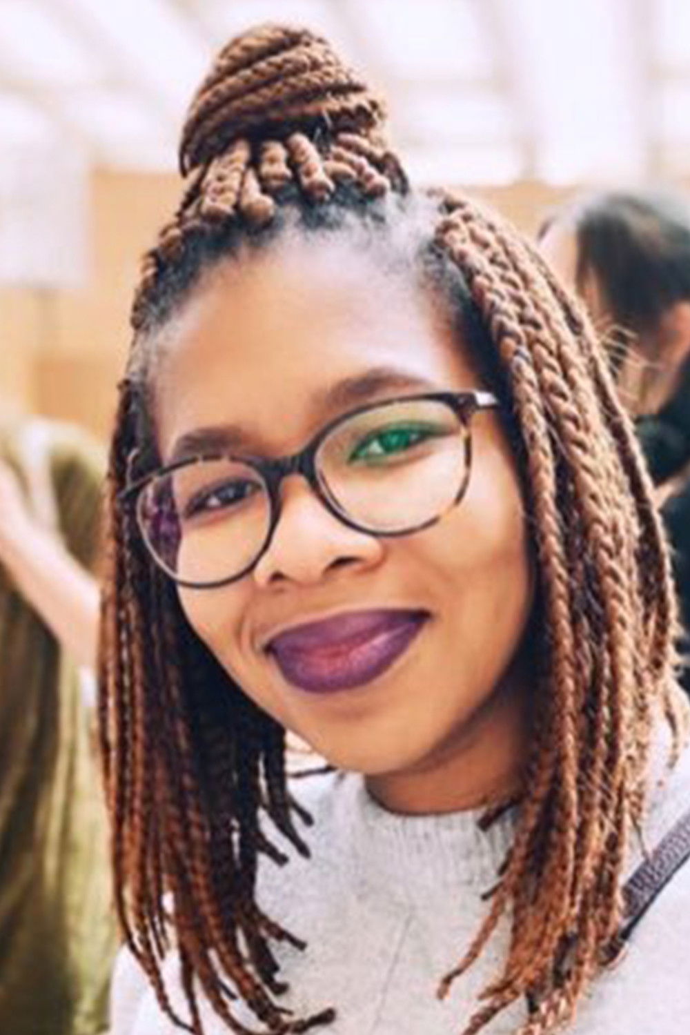 Lwazi Mvusi backdrop