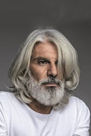 Manos Pintzis backdrop