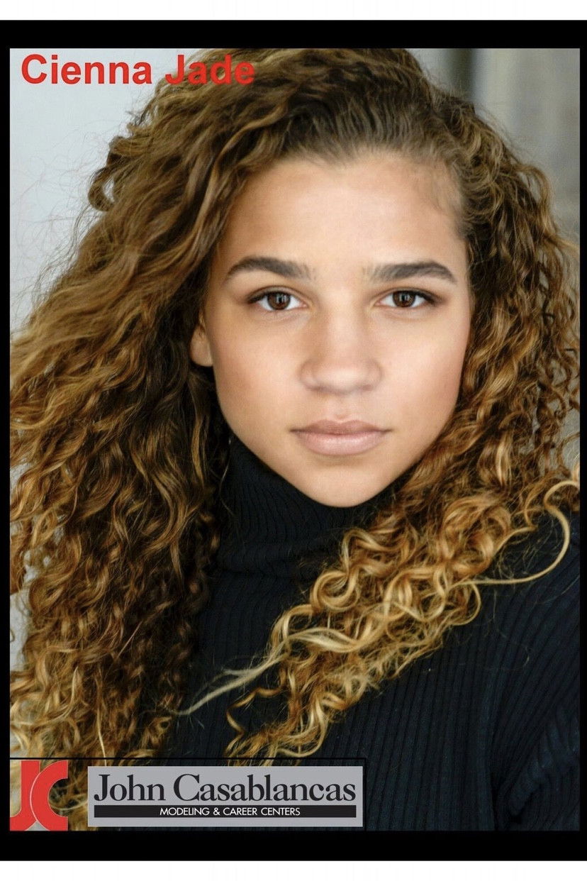 Cienna Jade backdrop