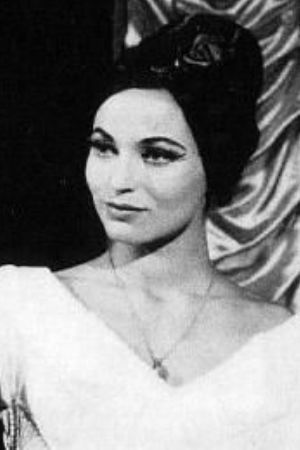 Mária Majczen backdrop