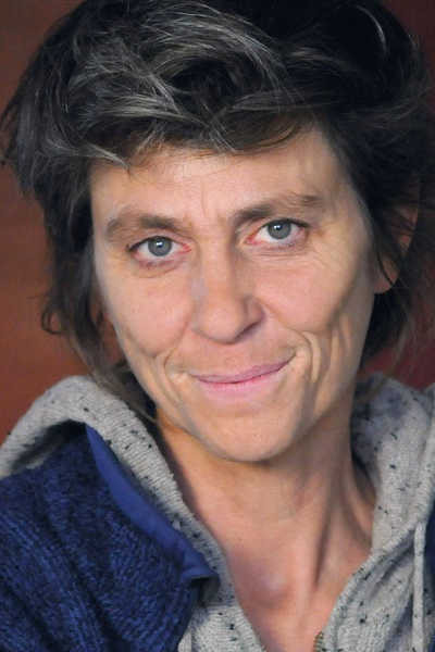 Juliette Plumecocq-Mech backdrop