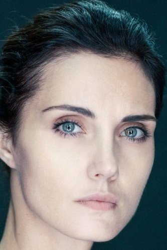 Alice Cora Mihalache backdrop