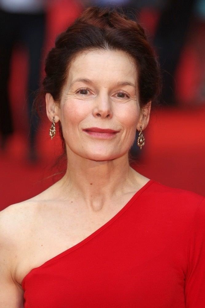 Alice Krige backdrop