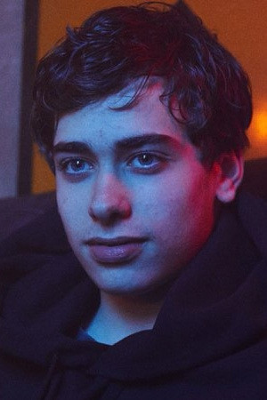 Yodi Roodner backdrop