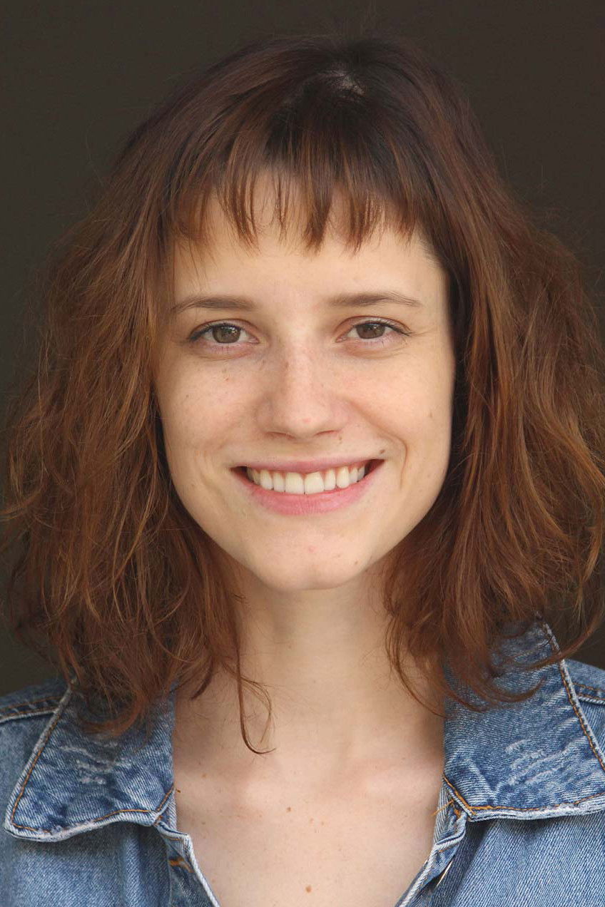 Camila Botelho backdrop