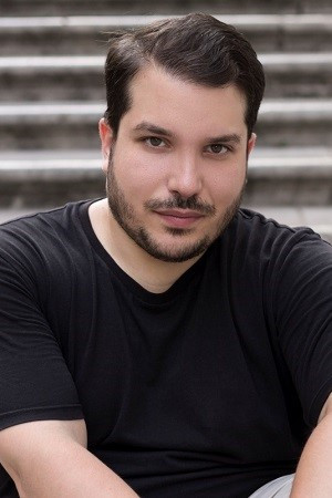 Giulio Della Monica backdrop