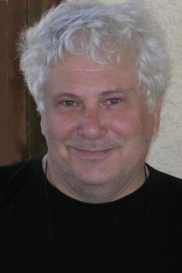 Alkis Zervos backdrop