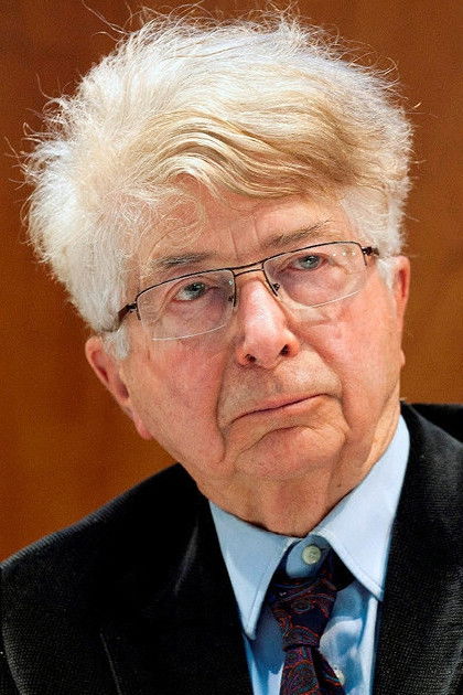 Georges Nivat backdrop