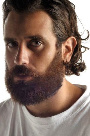 Tommaso Paradiso backdrop