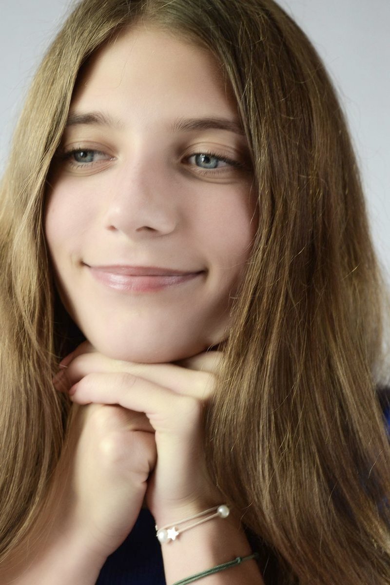 Zuzanna Surowy backdrop