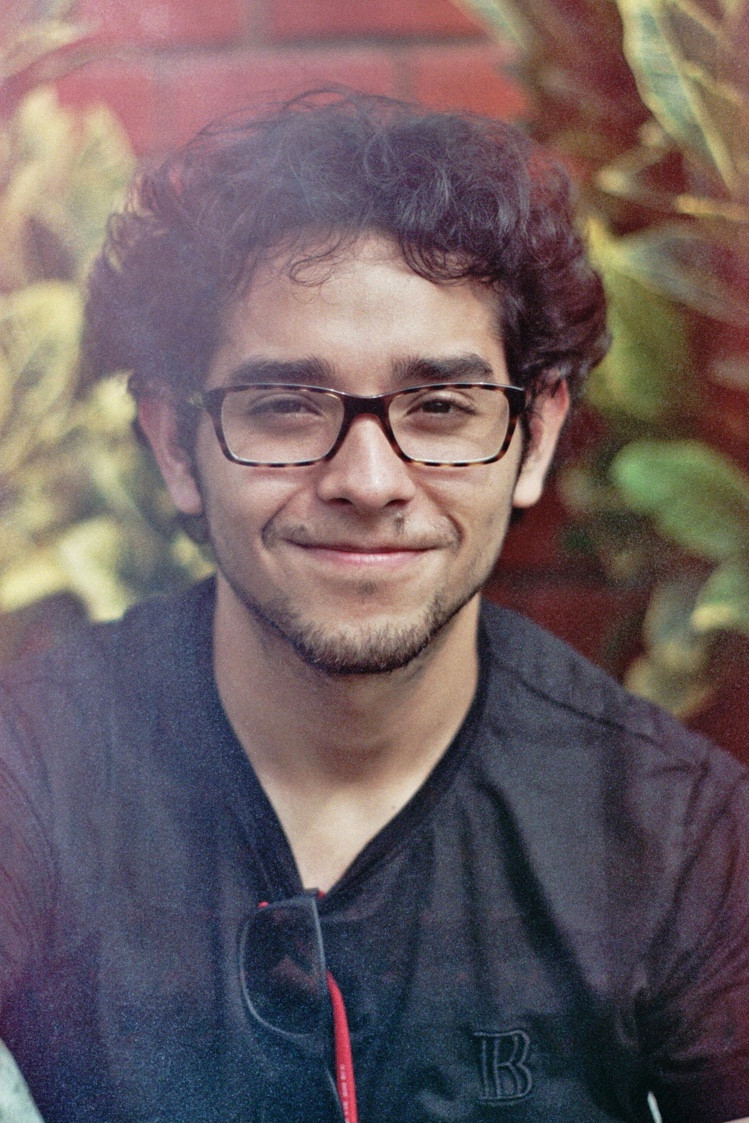 Gabriel Legua backdrop