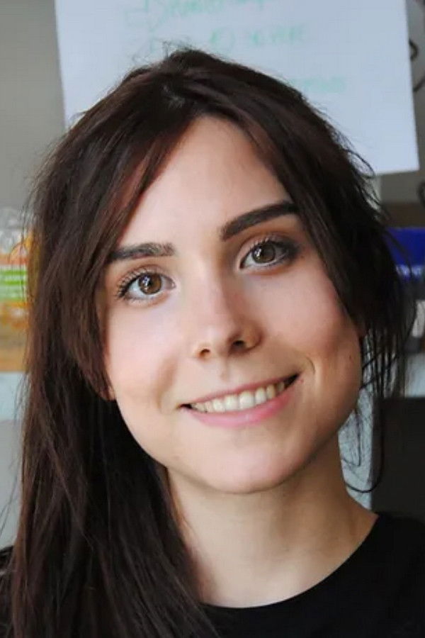 Emilie Pigeard backdrop