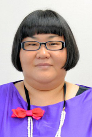 Natsu Andô backdrop